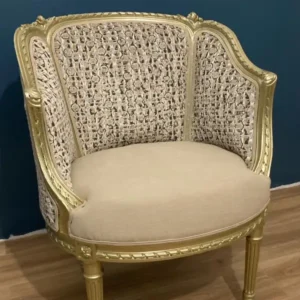 Fauteuil Louis XVI rénové - Le Siège Renaît, tapissier à Toulon